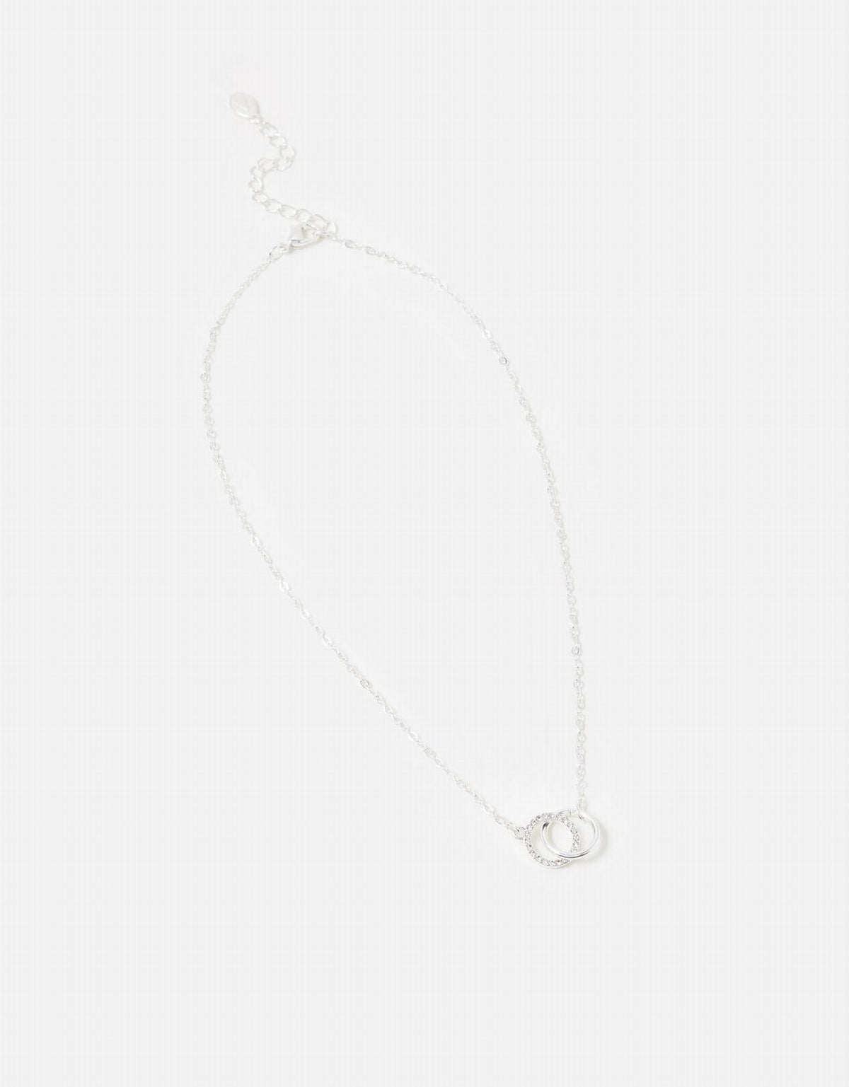 Linked Circle Pendant Necklace
