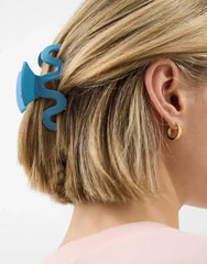 Wiggle Matte Claw Clip