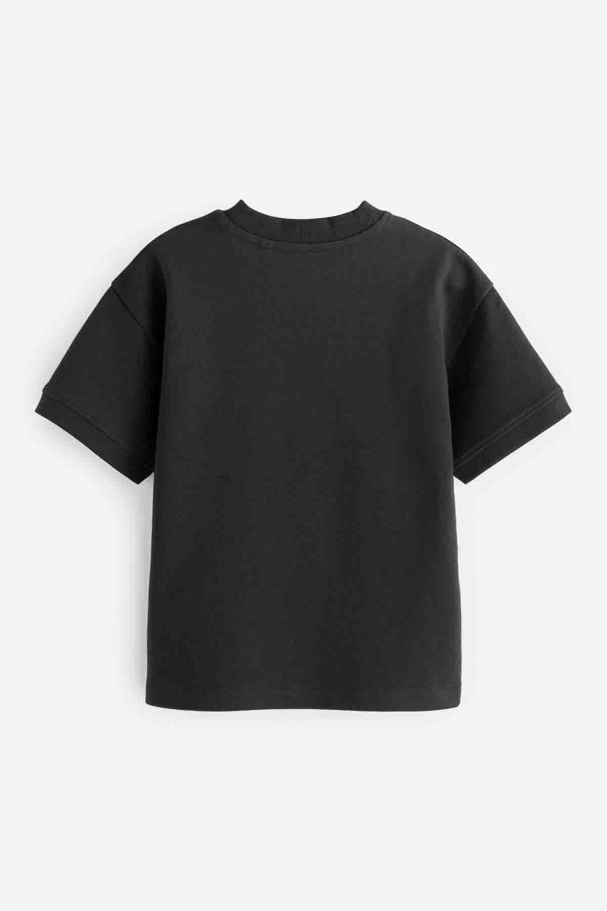 Black Relaxed Fit Heavyweight T-Shirt | T-Shirts | next, <p>Black Relaxed Fit Heavyweight T-Shirt</p>. We delivery across Pakistan