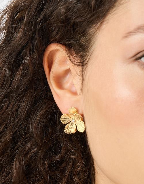 Textured Flower Stud Earrings