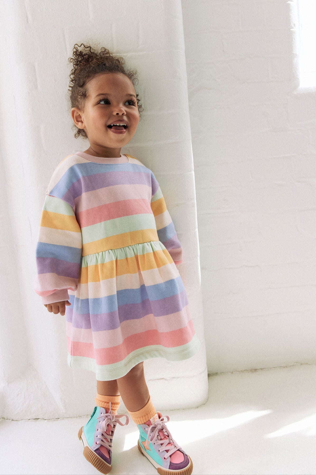 NEXT - LS SWT RAINBOW STRP