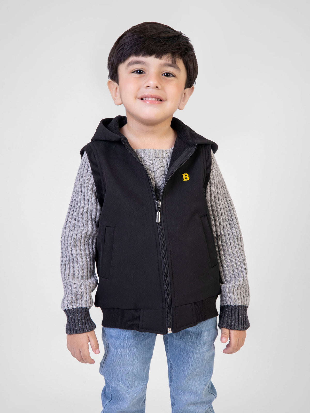 Black Sleeveless Casual Zipper Jacket With Hood Brumano Pakistan