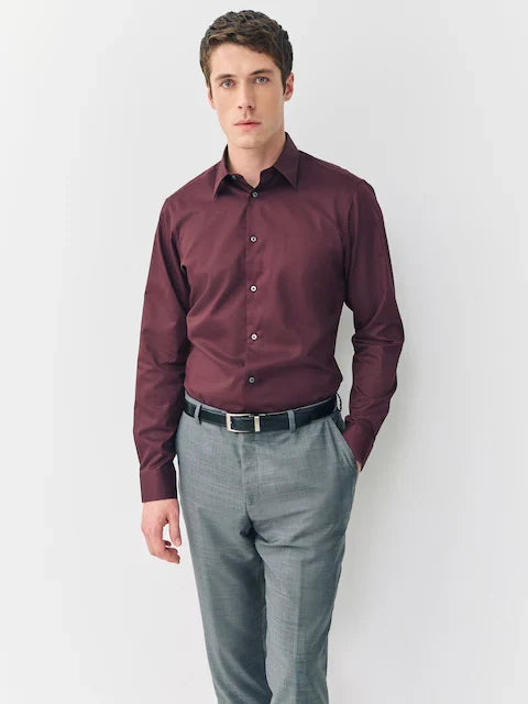 Red Slim Fit Easy Care Textured Single Cuff Smart Shirt