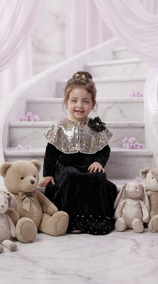 Mirha Black Valvet