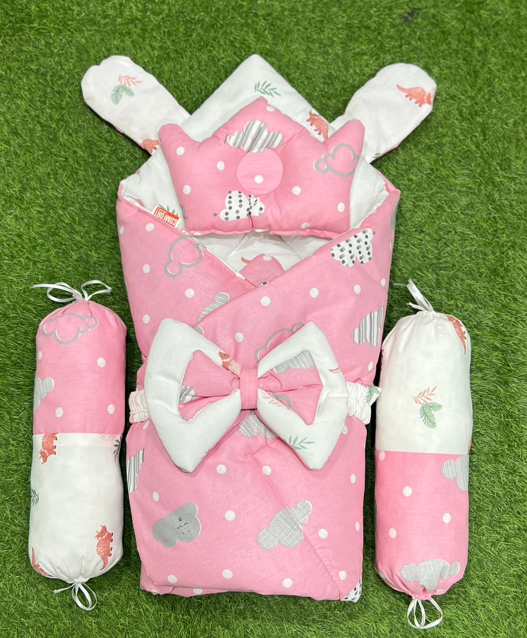 Komfy - Carry Nest with pillows Giraffe style