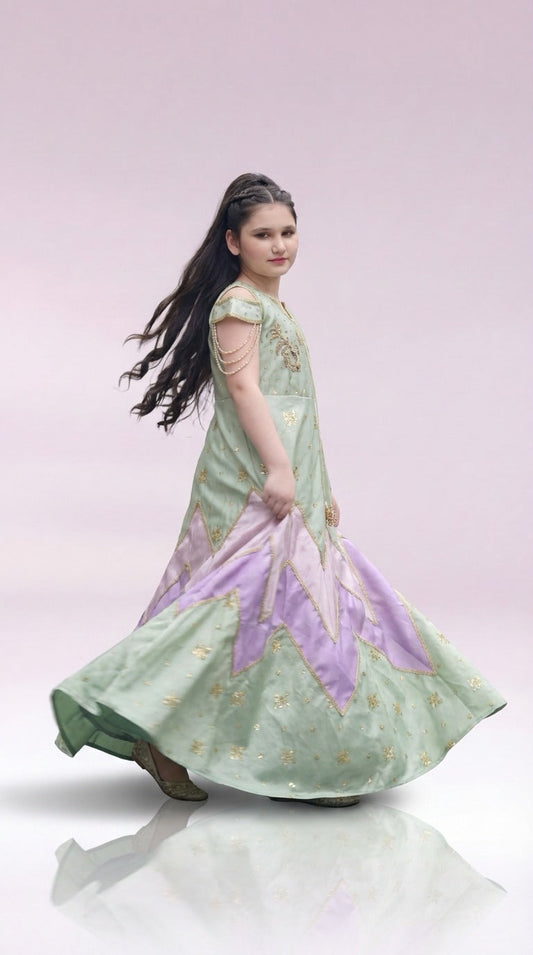 Pista Blossom Elegance