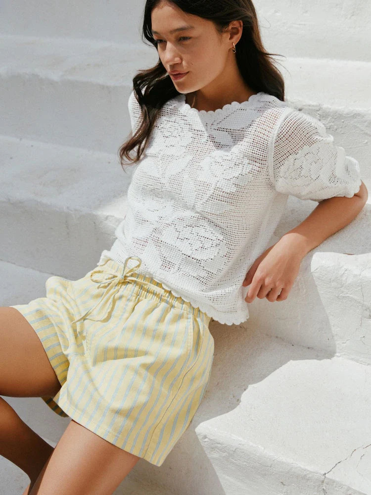 White Floral Crochet Short Sleeve Crew Neck T-Shirt